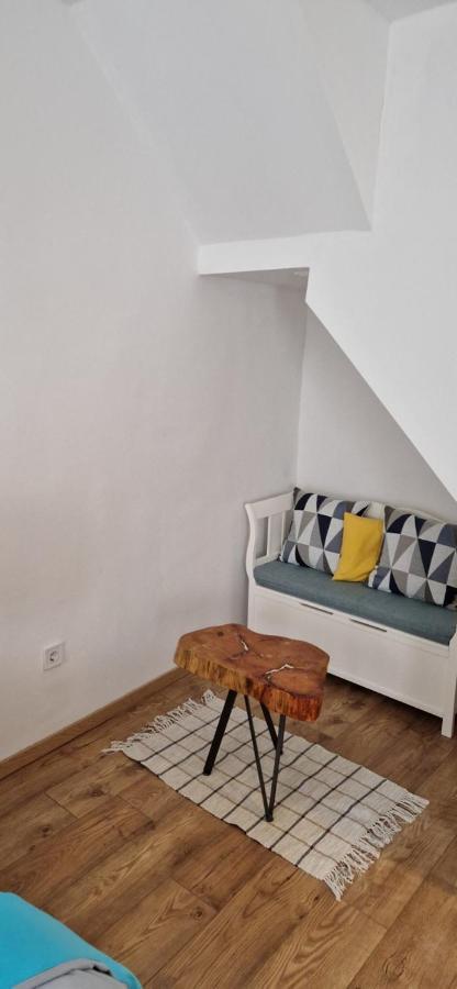 Monte B. Exclusive Apartment Ровин Екстериор снимка
